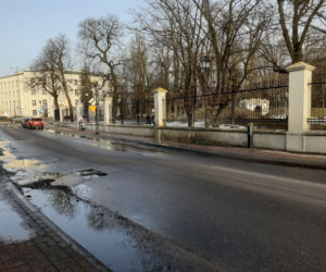 Siedleckie szkoły przy ul. Konarskiego i Prusa i ich okolica w lutym 2021 roku