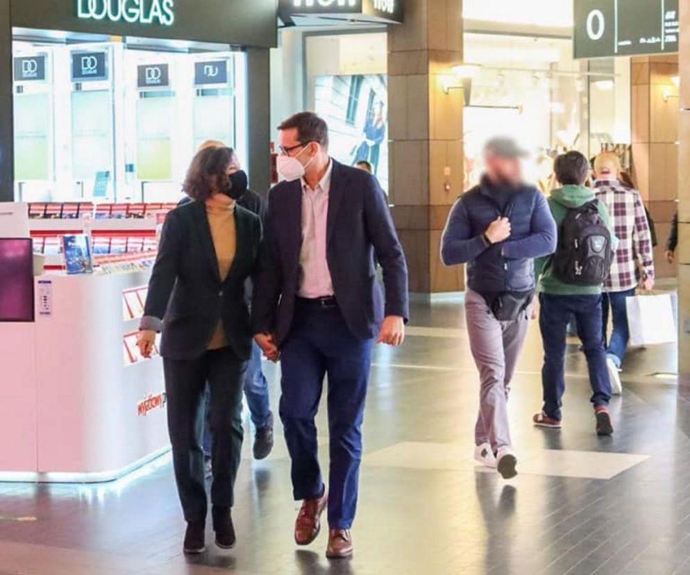 Mateusz Morawiecki z żoną w kinie