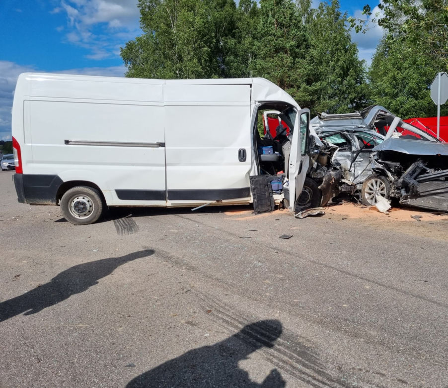 3 osoby nie żyją! Wśród ofiar dziecko. Tragiczny wypadek na trasie Dąbrowa Białostocka - Lipsk