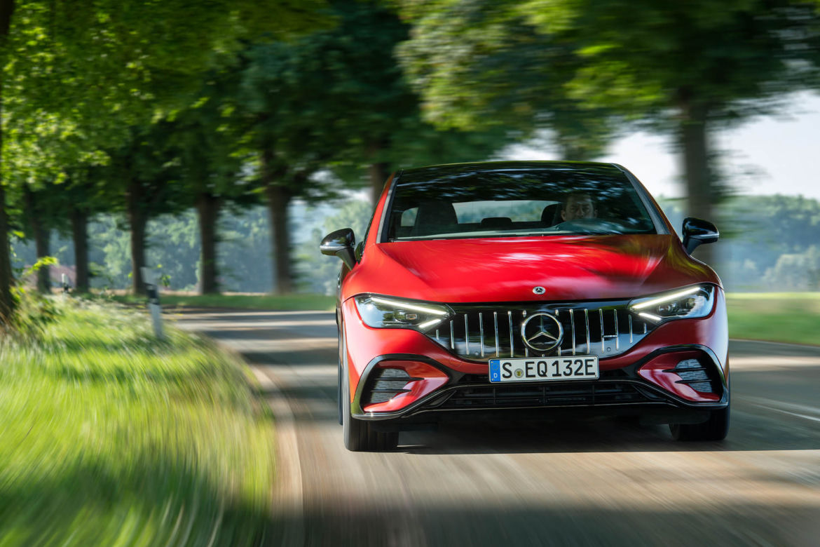 Mercedes-AMG EQE 43 (2022)
