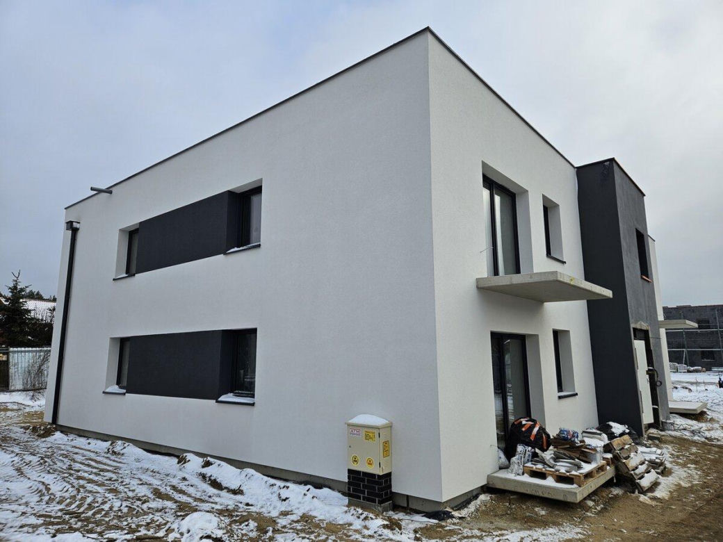 Z fotowoltaiką i ogrzewaniem gazowym. Nowe bloki komunalne w Lesznie
