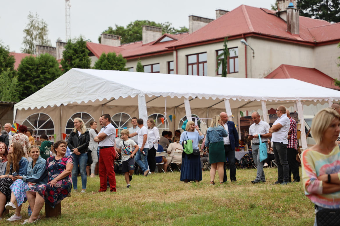 Za nami wyjątkowy piknik w Bardzie! Działali razem dla lokalnych organizacji pozarządowych [ZDJĘCIA]
