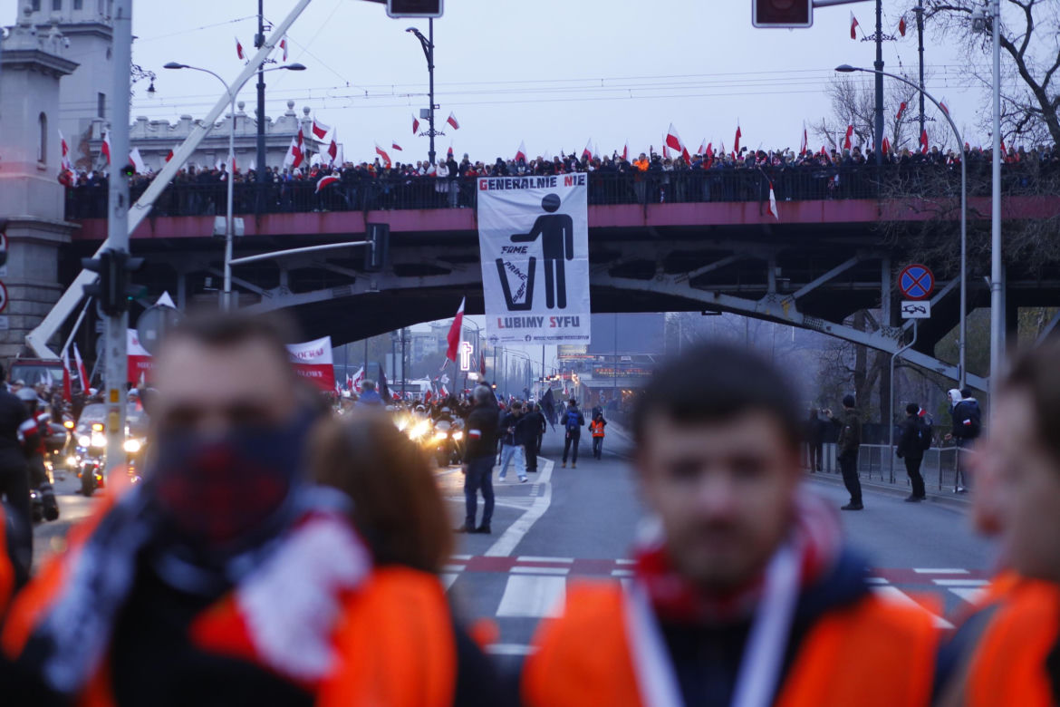 Marsz Niepodległości 2023 w Warszawie. Mamy ZDJĘCIA ze stołecznych ulic! GALERIA część 2