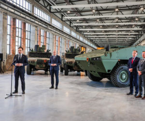 Rosomak z gigantycznym wsparciem 57 mln zł. Zwiększenie produkcji i linia dla Legwanów