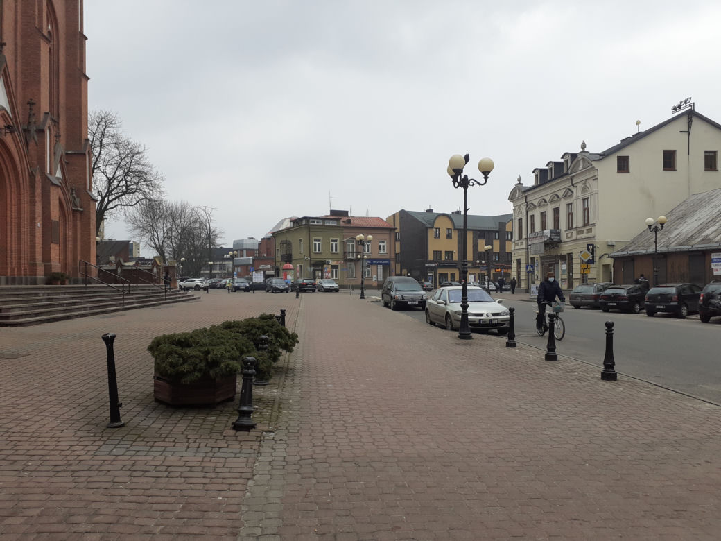 Jak wygląda Katedra pw. Niepokalanego Poczęcia NMP w Siedlcach z zewnątrz i w środku - marzec 2021