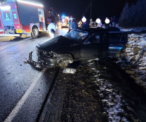 wypadek w Parszowie 11.02.2022