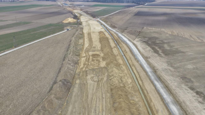 Budowa S8 pod Wrocławiem nabiera tempa. Zobacz najnowsze zdjęcia z placu budowy