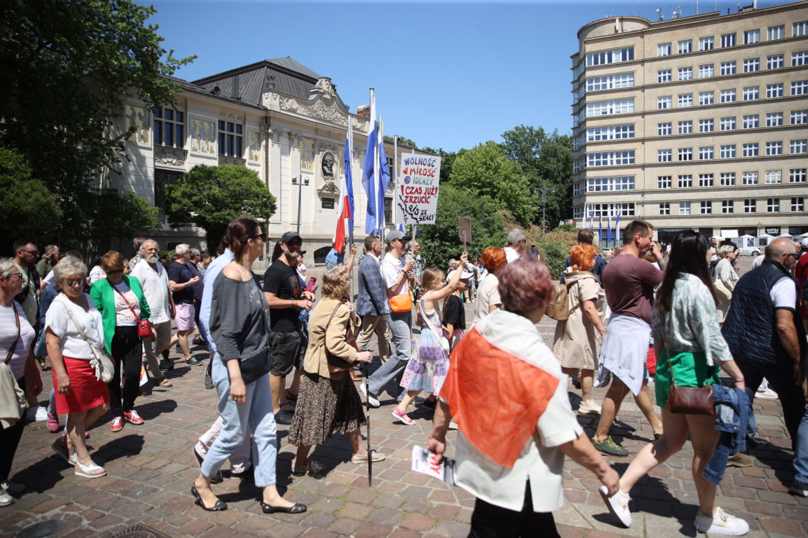 Marsz 4 czerwca w Warszawie - tłumy na ulicach stolicy!