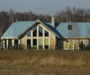 Blacha płaska - pokrycie na dach wielopołaciowy