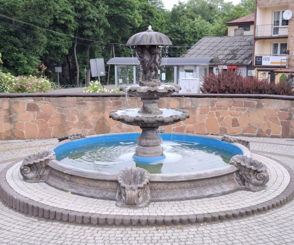 Łopuszno. Świętokrzyskie