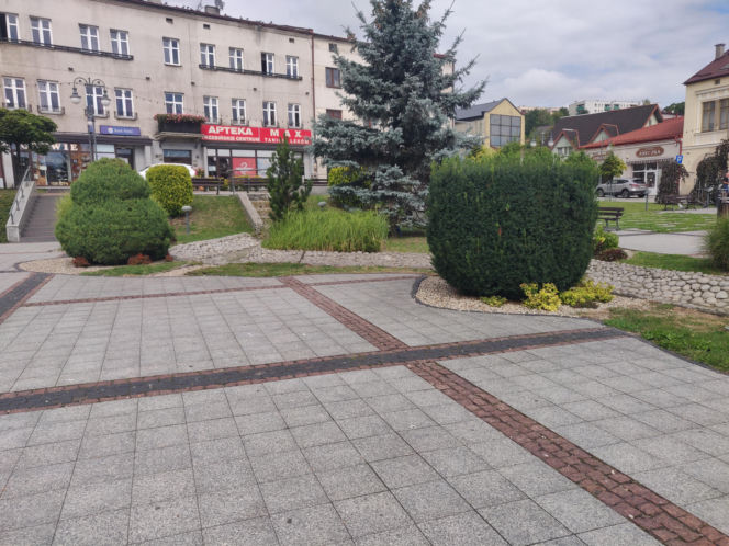 To jedno z najpiękniejszych miast w Małopolsce. W PRL-u zostało przeniesione przez Gierka na Śląsk