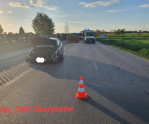 Tragedia pod Radomiem! Audi wjechało na chodniku w dwie kobiety. Jedna nie żyje [ZDJĘCIA]