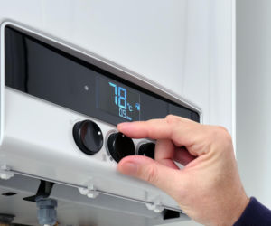 Jak nowoczesne sterowanie kotłem podnosi komfort i oszczędza energię?