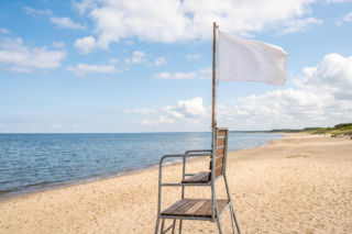 Sinice Sarbinowo. Czy w Sarbinowie można się kąpać 01.08? Flaga, warunki pogodowe