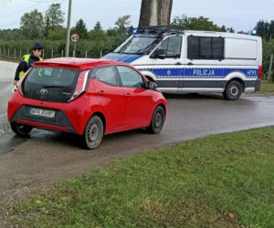 Pożar w bazie Starlink na Mazowszu. Minister mówi wprost o możliwym sabotażu, służby w akcji