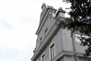 Zabytkowy dworzec kolejowy w Pruszkowie odzyskał dawny blask [AUDIO]