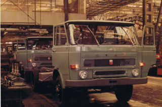 Od Papamobile po puste hale i dramat miasta. Historia FSC