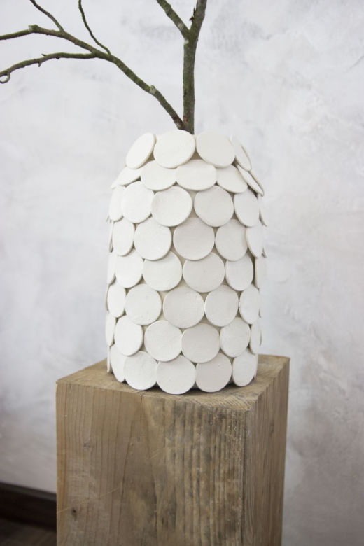 Wazon ceramiczny w stylu skandynawskim
