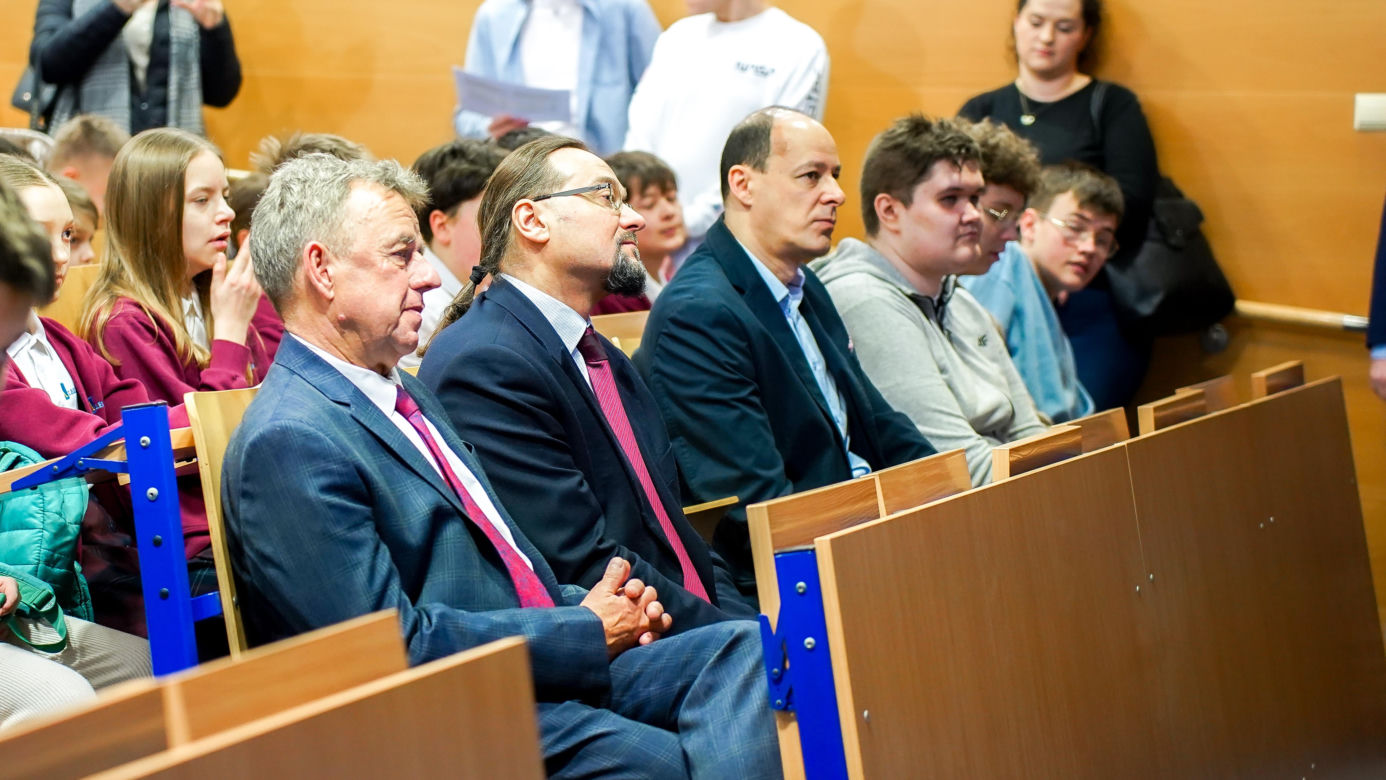 Uczniowie siedleckich szkół spędzili pierwszy dzień wiosny w murach uczelni wyższej