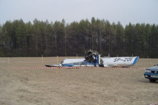 W wypadku samolotu w Ratajach zginął pilot. Do tragedii doszło w 2005 roku