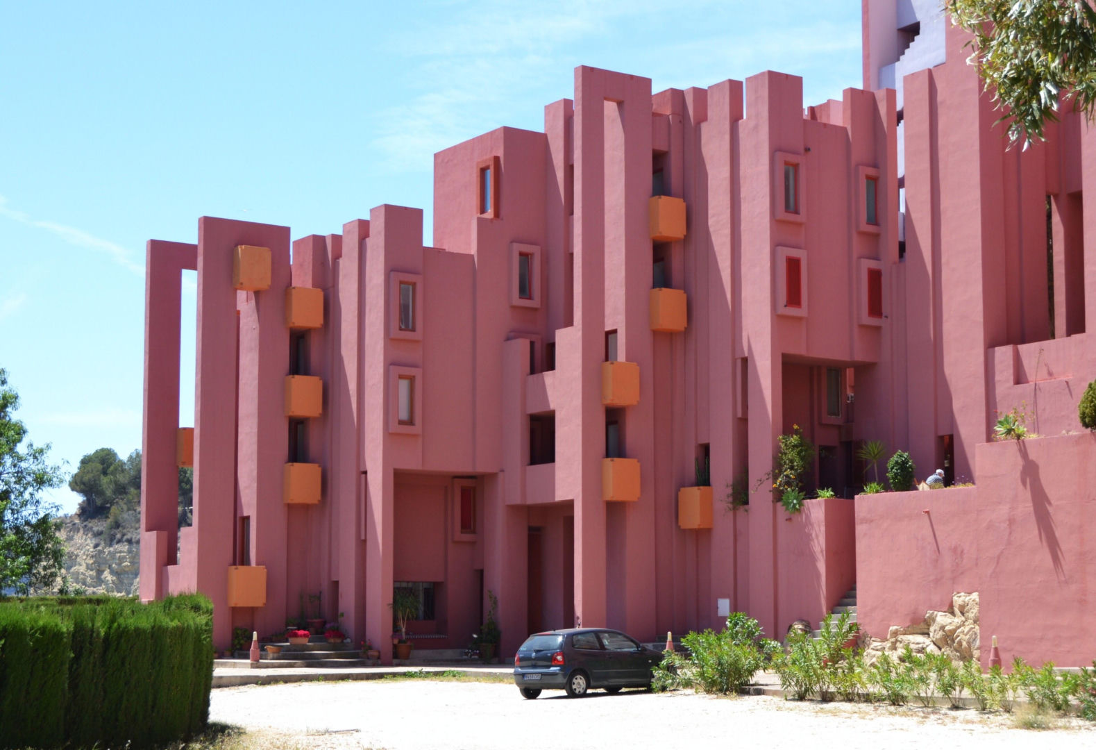 Muralla Roja w hiszpańskim kurorcie Calpe