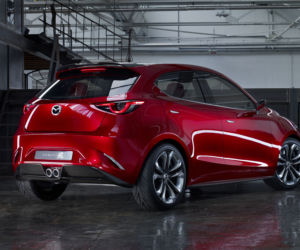 Mazda Hazumi - studyjna następczyni Mazdy 2