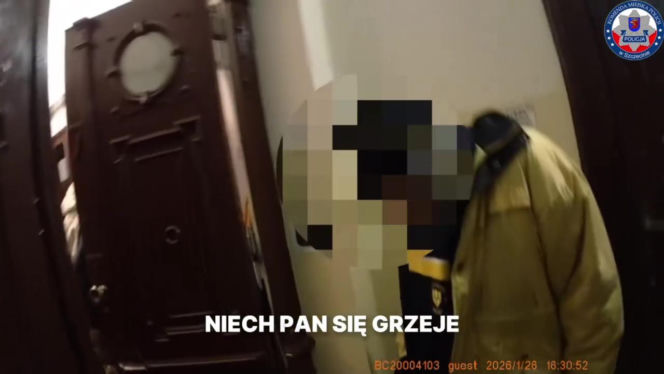 Policjanci uratowali starszego pana