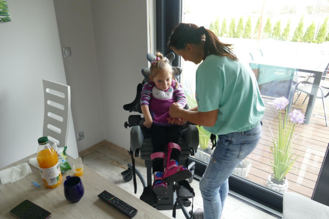 Nie żyje mała wojowniczka. Wcześniej zmarł jej braciszek. Urzędnicy odmawiali pomocy