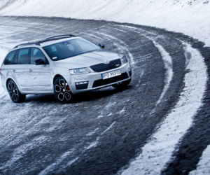 Skoda Octavia Combi RS230