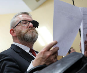 Grzegorz Braun po rozprawie