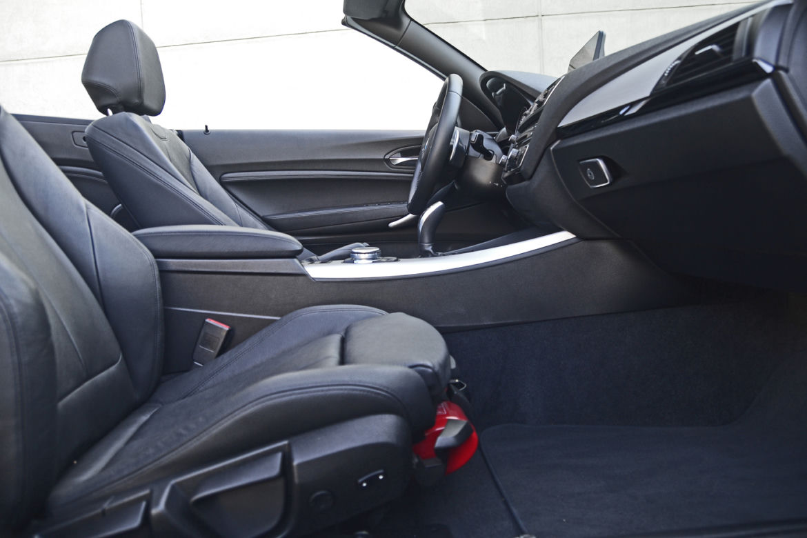 BMW 220i Cabrio M-package