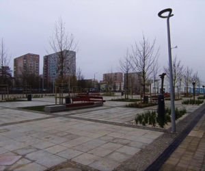 Plac przed Netto Areną po przebudowie