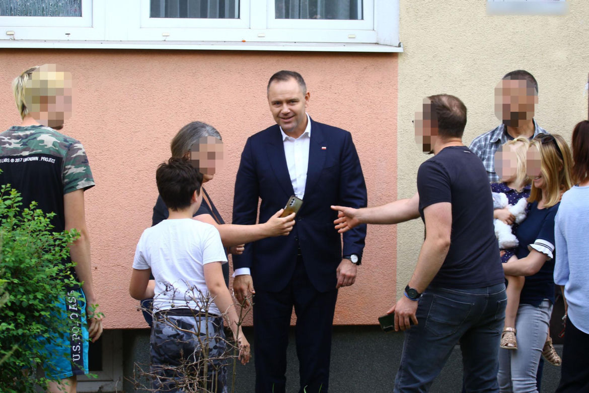Prezydent Nawrocki zajrzał na stare śmieci