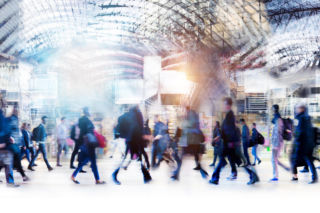 „Zamknięte niebo” po ataku na Iran. Setki Polaków utknęło w innych krajach. Gdzie konkretnie?