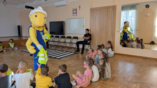 Pan Mrówka uczy bezpieczeństwa