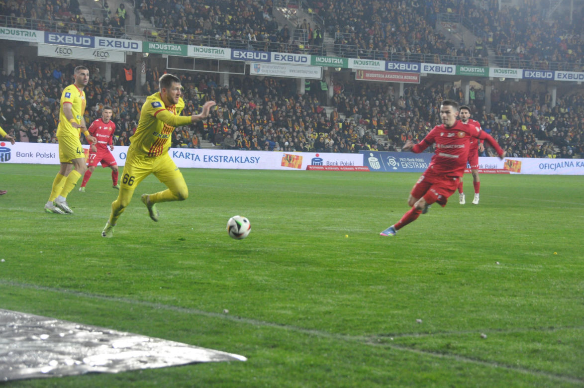 Korona - Widzew