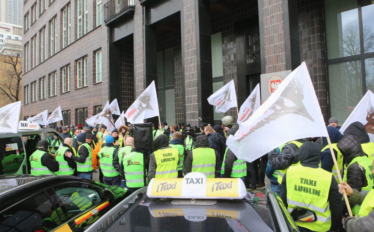 Protest taksówkarzy w Warszawie