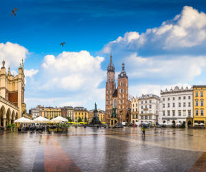 Maryla czeka na syna, żeby kupił jej samochód 