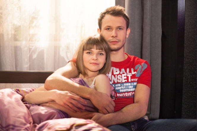 PIERWSZA MIŁOŚĆ. Nikola (Anna Kózka), Radek (Mateusz Banasiuk)