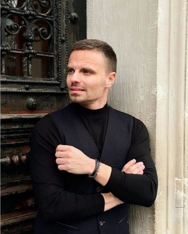 Maciej Kurzajewski skopiował styl Marcina Hakiela?