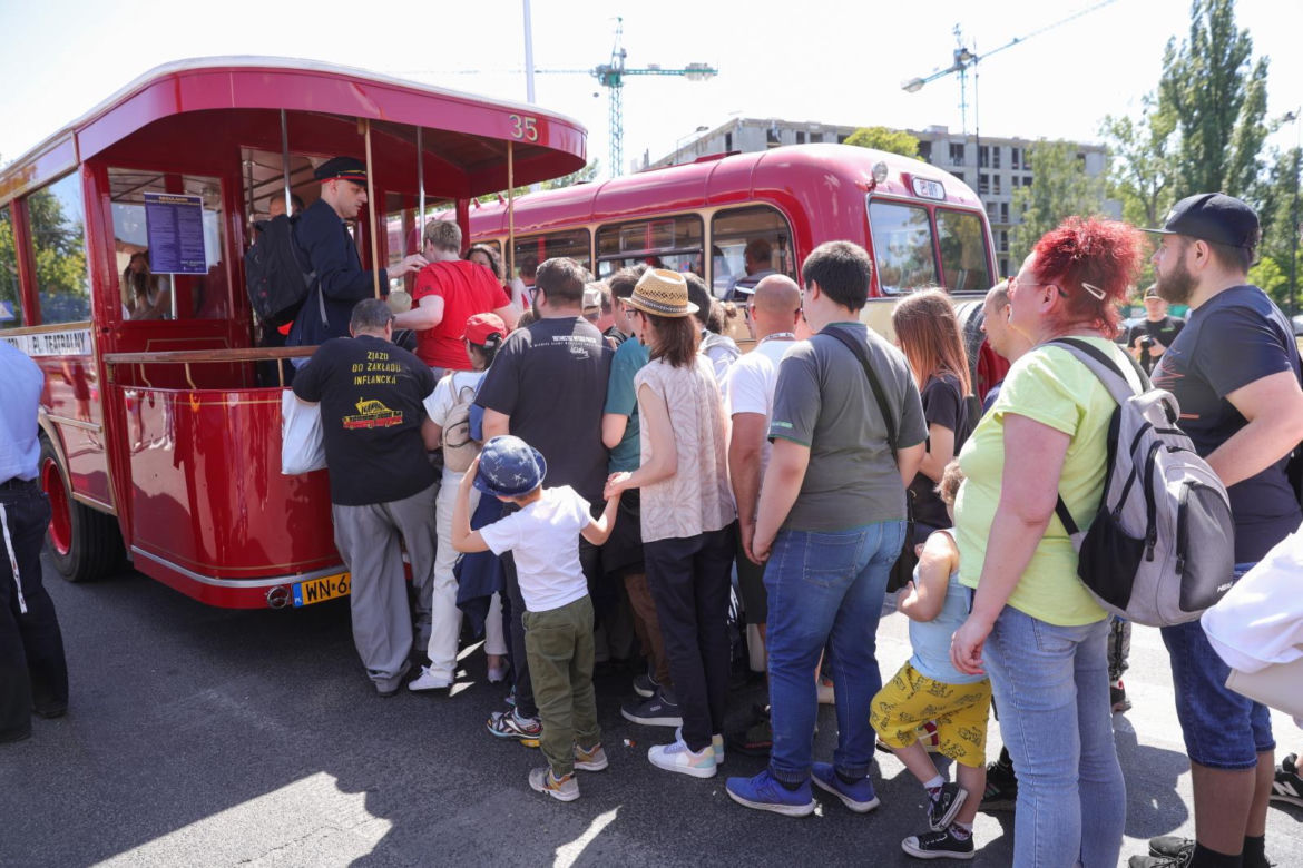 Parada Zabytkowych Autobusów 