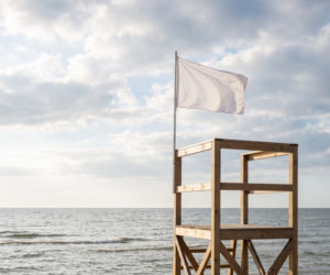 Sinice Świnoujście. Czy w Świnoujściu można się kąpać 27.08? Flaga, warunki pogodowe