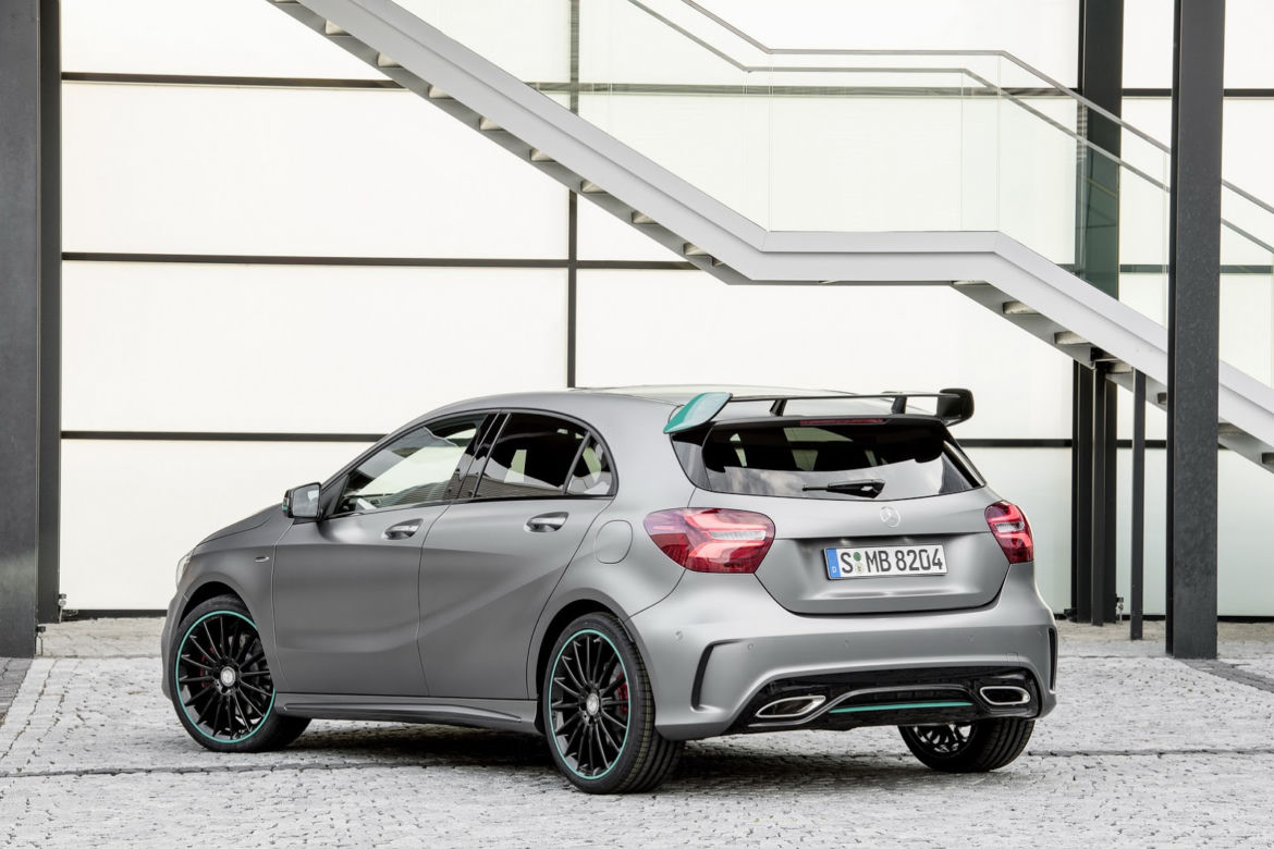 Mercedes-Benz A45 AMG lifting 2016