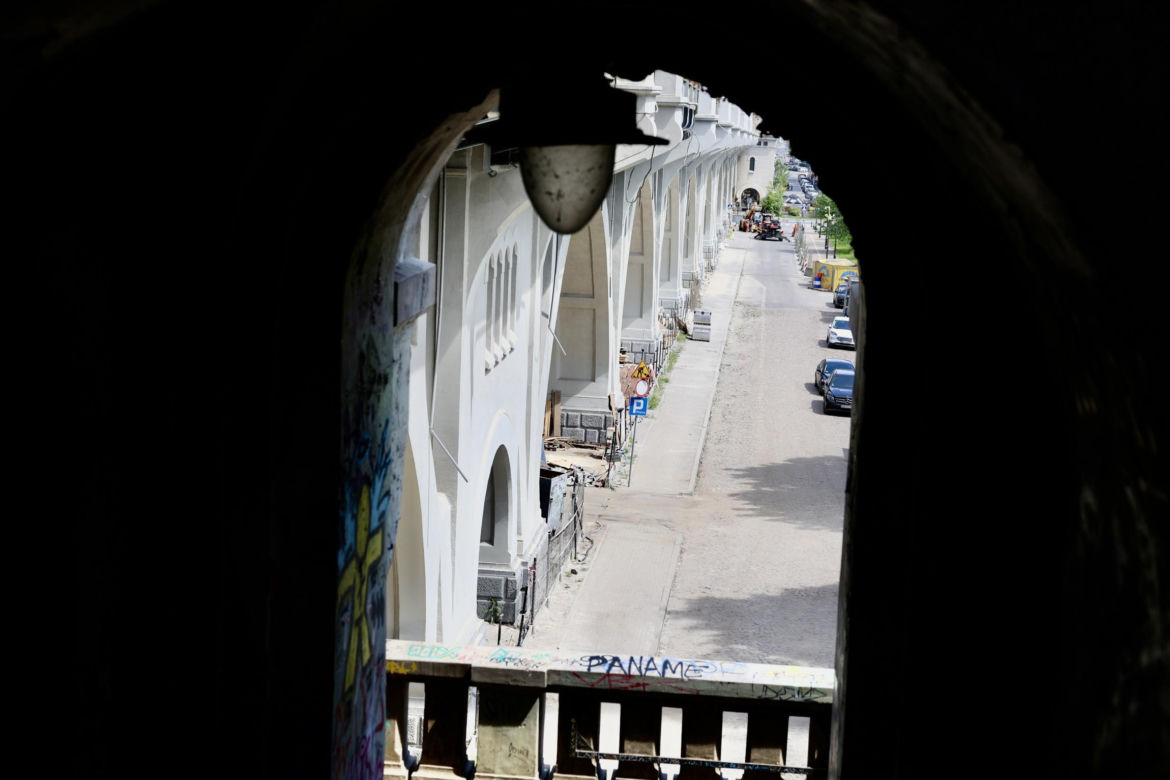 Fatum nad mostem Poniatowskiego. Remont trwa dwa lata, a końca nie widać