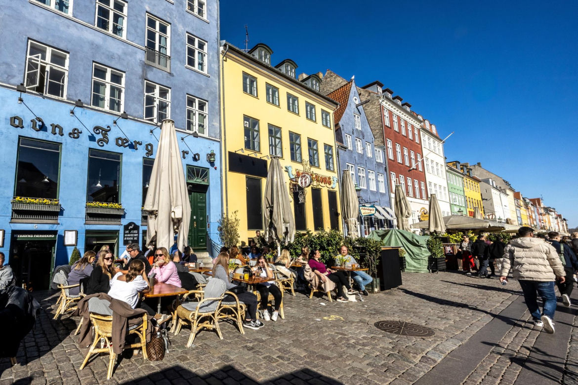 Sztuczna inteligencja wybrała 5 najmodniejszych miast w Europie. Musisz pojechać tam na weekend!