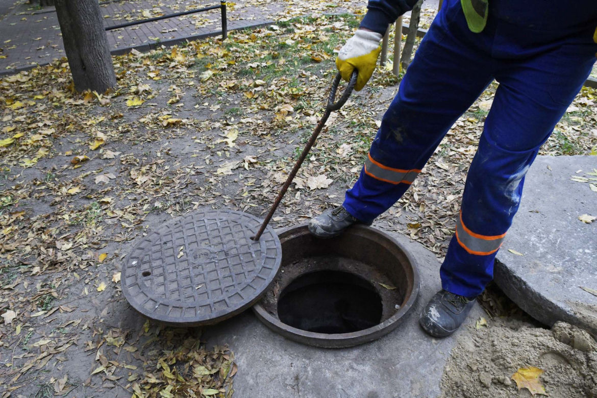  Warszawa. 10 dni bez szamba i wody. Wielka szkoła przetrwania na Ochocie
