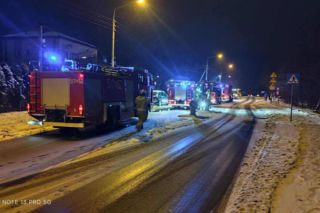 Pożar domu w Mińsku Mazowieckim, strażacy uratowali kota