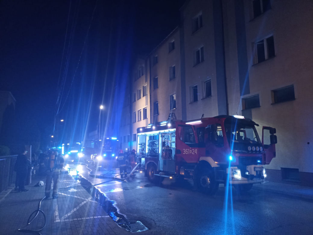 Pożar bloku przy ul. Przemysłowej w Tarnowie 31.05.2023r.