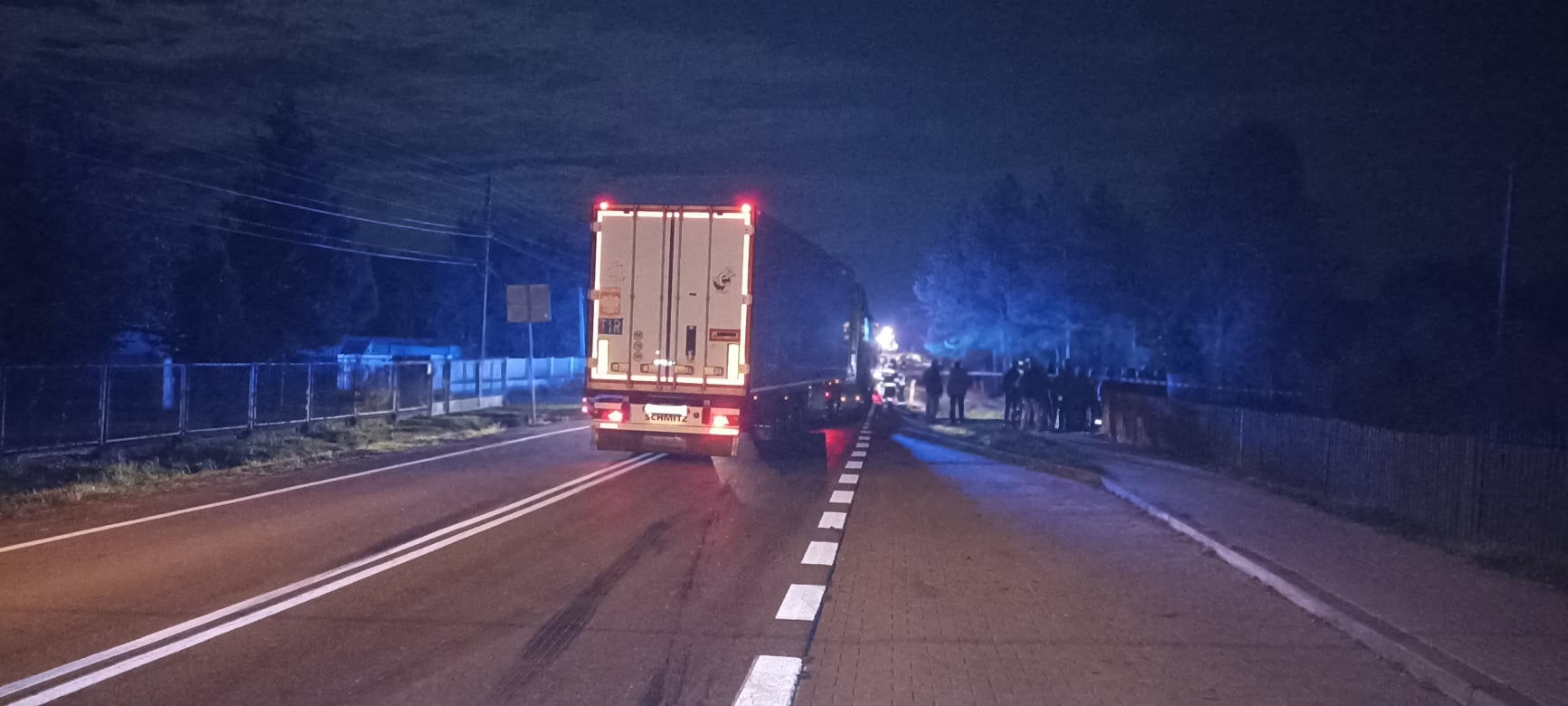 Śmierć na DK 73 w Brniu. Zginął 35-letni mężczyzna, kierowca miał 2,7 promila
