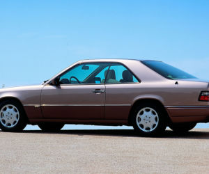 Mercedes C124